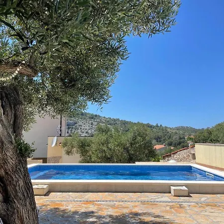 Villa Luger 1. Stock Razanj Exterior photo