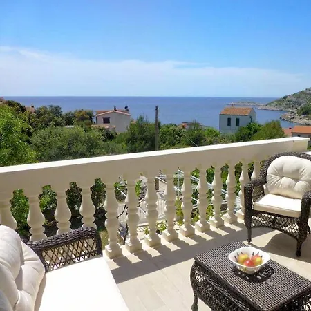 Villa Luger 1. Stock Razanj Exterior photo